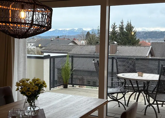 Terralpin - Wohnen Auf Zeit - Dg Mit Bergblick Apartamento